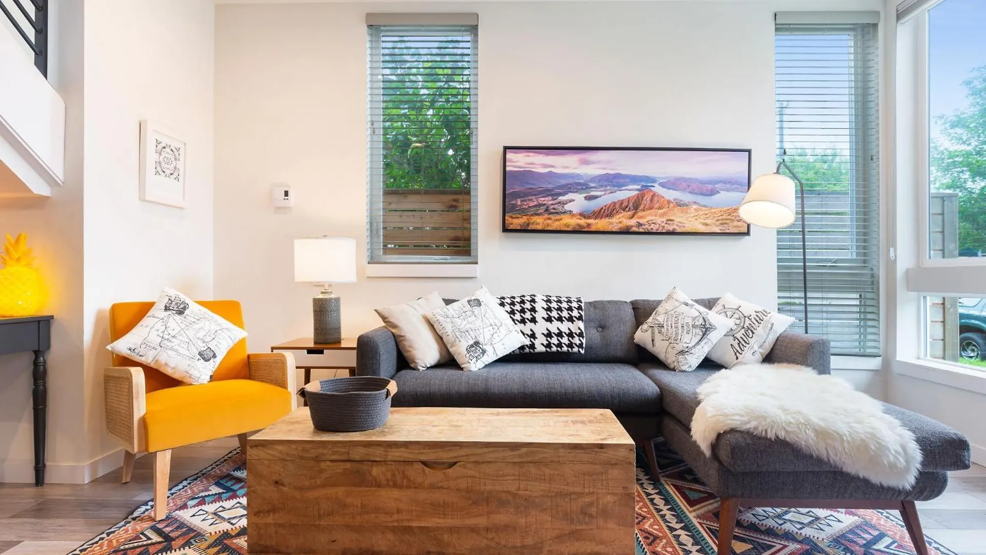 Вилла Stylish Townhouse Near Seattle Attractions