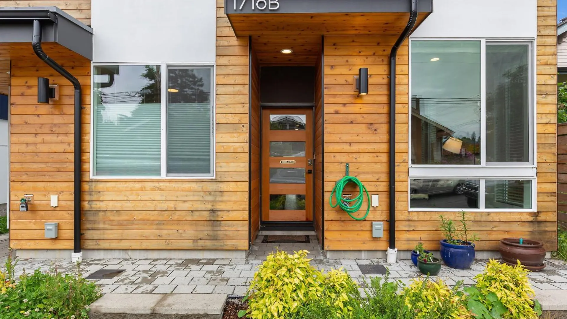 Вилла Stylish Townhouse Near Seattle Attractions 0*,