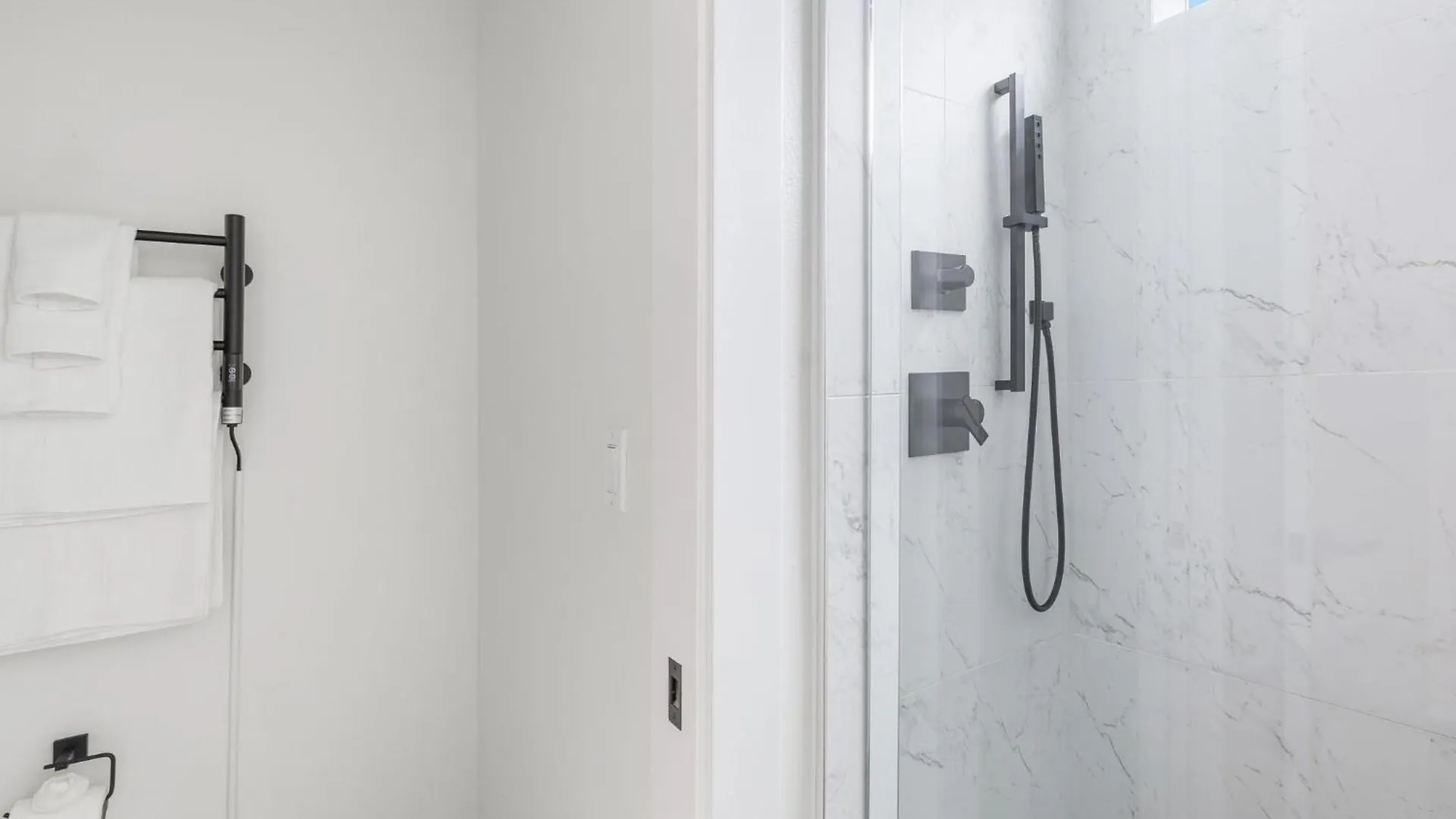 Вилла Stylish Townhouse Near Seattle Attractions Дом отдыха